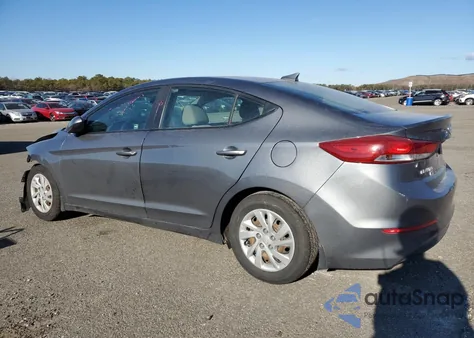 2018 Hyundai Elantra Se z USA, uszkodzony, nr VIN 5NPD74LF6JH386223